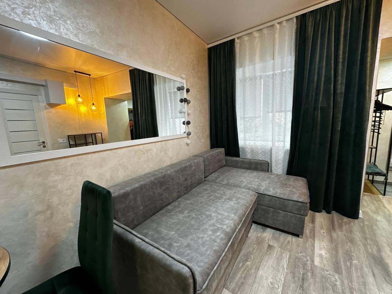 White Rooms On City Center Lviv Exterior photo